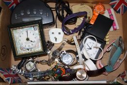 A COLLECTION OF MODERN WRISTWATCHES AND CLOCKS