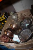 A SMALL TRAY OF GLASSWARE TO INCLUDE OIL LAMPS, A PAIR OF SILVER PLATED CRYSTAL BUCKETS ETC.