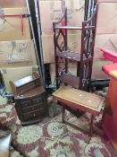 A TALL OPEN BOOKCASE H-137 CM, SMALL BOOK TROUGH, OCCASIONAL TABLE AND JEWELLERY CABINET (4)