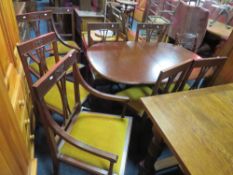 A SET OF EIGHT SOLID MAHOGANY SHERATON STYLE DINING CHAIRS WITH A MODERN TABLE