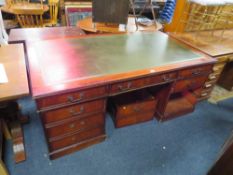 A MODERN MAHOGANY LEATHER TOPPED TWIN PEDESTAL DESK H-77 CM W-183 CM