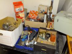 A QUANTITY OF VINTAGE AND ELECTRICAL TOOLS PLUS ACCESSORIES