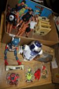 A BOX OF VINTAGE AND MODERN TOYS TO INCLUDE ACTION MAN, DIE CAST TOYS CARS ETC.