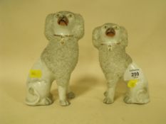 TWO STAFFORDSHIRE STYLE DOGS, TALLEST HEIGHT 18 CM