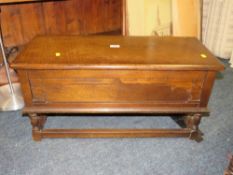 AN OAK LOW HINGED LID BOX W - CM