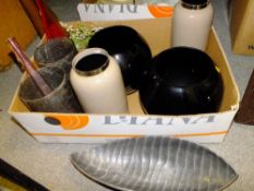 A TRAY OF MODERN CERAMIC AND GLASS VASES
