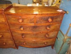 A VICTORIAN MAHOGANY BOW FRONTED CHEST OF DRAWERS H-104 W-104 CM
