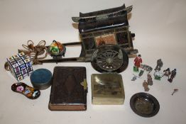 A BOX OF COLLECTABLES TO INCLUDE AN ORIENTAL LACQUERED MUSICAL CART JEWELLERY BOX, ORIENTAL