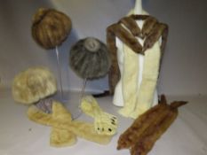 A COLLECTION OF VINTAGE MINK AND ERMINE FUR ACCESSORIES COMPRISING HATS AND STOLES ETC TO INC SILVER