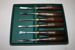 A BOXED SET OF SIX HAMLET CRAFT WOOD CARVING CHISELS