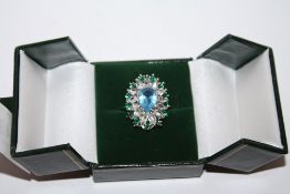 A FLORALLY SET DRESS RING SIZE K