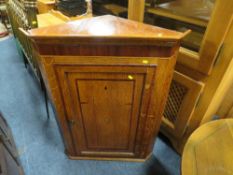 AN ANTIQUE OAK / MAHOGANY HANGING CORNER CUPBOARD