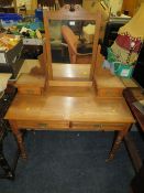 AN ANTIQUE STRIPPED OAK DRESSING TABLE W-107 CM