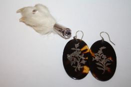 A VINTAGE GEM SET CLAW BROOCH TOGETHER WITH A PAIR OF TORTOISE SHELL EARRINGS WITH SILVER INLAY