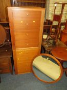 A PAIR OF RETRO TEAK 4 DRAWER BEDSIDE CHESTS W-52 CM AND A CIRCULAR MIRROR (3)