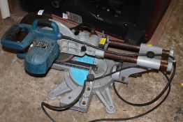 A FOX SLIDE COMPOUND MITRE SAW MODEL - F36-255