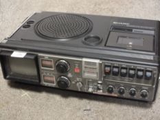 A SHARP 5P-27H RADIO CASSETTE TV PLAYER