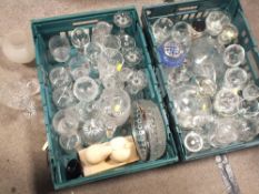 TWO TRAYS OF ASSORTED GLASSWARE TO INCLUDE CUT GLASS EXAMPLES (PLASTIC TRAYS NOT INCLUDED)