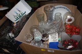 TWO TRAYS OF ASSORTED GLASSWARE TO INCLUDE MODERN PERFUME BOTTLES
