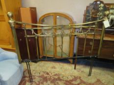 A MODERN BRASS EFFECT BED HEADBOARD W-152 CM TOGETHER WITH A MIRROR AND A PAINTED SCREEN (3)