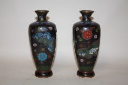 A PAIR OF ORIENTAL CLOISONNE VASES, HEIGHT 18.5 CM