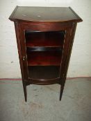 AN ANTIQUE BOW FRONTED DISPLAY STORAGE CUPBOARD UNIT IN VICTORIAN STYLE