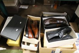 FIFTEEN PAIRS OF BOXED SHOES, MAINLY MENS TO INCLUDE ROLAND CARTIER