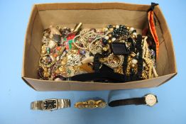 A BOX OF ASSORTED COSTUME JEWELLERY