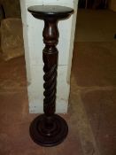 A REPRODUCTION BARLEY TWIST TORCHERE PLANT STAND