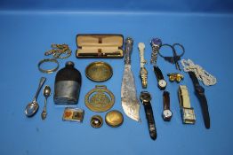 A BOX OF COLLECTABLES AND JEWELLERY