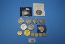 A COLLECTION OF £5 CROWNS AND OTHER COINS