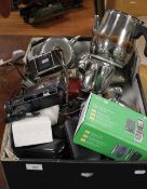 A BOXED DORO MOBILE PHONE WITH CAMERA AND A VINTAGE KODAK CAMERA AND AN EUMIG CINE CAMERA, A