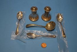 A HALLMARKED SILVER CRUET AND A SMALL QUANTITY OF SPOONS