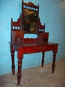 AN EDWARDIAN MAHOGANY DRESSING TABLE