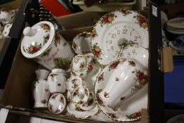 A TRAY OF ROYAL ALBERT OLD COUNTRY ROSES, TO INCLUDE COOKIE JAR, VASES ETC.