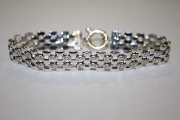 A STERLING SILVER LADIES BRACELET, APPROX 20.3 G