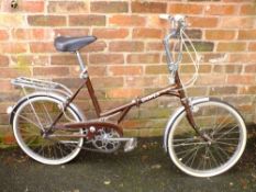A FOLDABLE RETRO DAWES KINGPIN BICYCLE