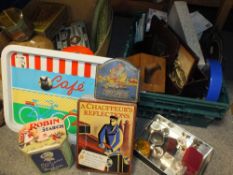 TWO TRAYS OF COLLECTABLES TO INCLUDE CUFFLINKS, MINIATURE TRINKET POTS, SERVING TRAYS AND VINTAGE