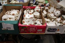 THREE TRAYS OF ROYAL ALBERT OLD COUNTRY ROSES CHINA TO INCLUDE A TABLE LAMP, CAKE STAND, CUPS AND