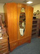 A VINTAGE 1930'S MAHOGANY MIRRORED WARDROBE H-194 W-123 CM