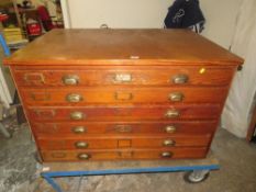 A VINTAGE SIX DRAWER PLAN CHEST, H-73 W-116 D-80 CM