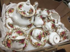 A TRAY OF ROYAL ALBERT OLD COUNTRY ROSES, TO INCLUDE TEA POT, TRIOS, PEPPERETTES ETC.