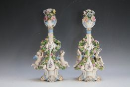 A PAIR OF MEISSEN CHERUBIC EMBELLISHED DOUBLE GOURD SHAPED FLASK / VASE AND STOPPER, with