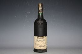 1 BOTTLE OF TAYLOR'S 20 YEARS OLD PORT, in neck