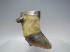 A STERLING SILVER MOUNTED DEER FOOT TABLE VESTA DATED 1915, with engraving of hunt details that