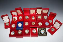 A COLLECTION OF TWENTY CHRISTMAS THEMED HALCYON DAYS ENAMEL BOXES, comprising 1981, 83, 84, 85,