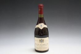 1 BOTTLE OF BEAUE PREMIER CRU DOMAINE DU CHATEAU DE MEURSAULT 1979, in neck