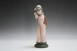 A LLADRO FIGURE OF A GEISHA GIRL HOLDING A FAN, gloss finish, impressed and printed marks to base, H