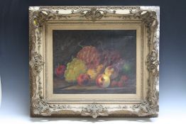(XIX-XX). British school, still life study of various fruit on a table, unsigned, oil on canvas,