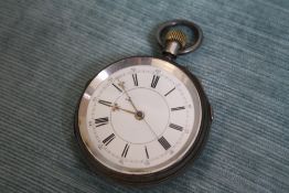 A HALLMARKED SILVER OPEN FACE MANUAL WIND POCKET WATCH - CHESTER 1890, Dia 5.5 cm